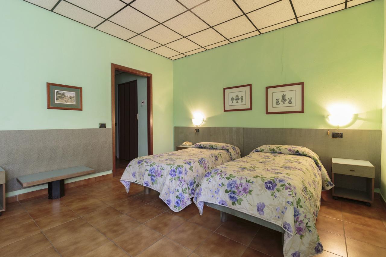 מלניאנו Hotel Il Telegrafo מראה חיצוני תמונה