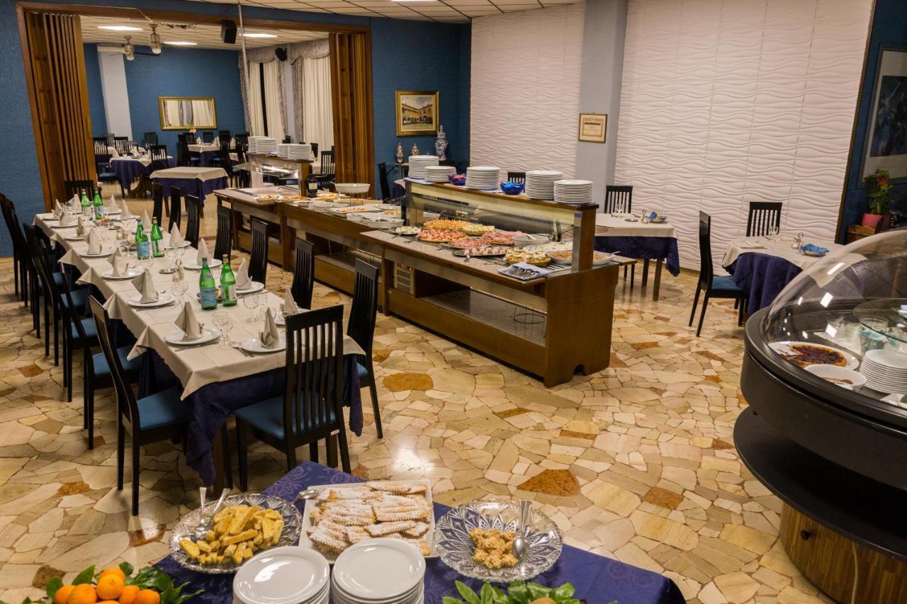 מלניאנו Hotel Il Telegrafo מראה חיצוני תמונה